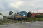 VIA-Rail Personenzug P42-DC903 in Richtung Toronto am 2.8.2009 in der Torbram Road in Malton.