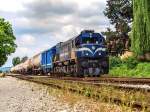 Am Vormittag des 07.06.2013. verlässt 2062 051 an der Spitze eines aus 12 Wagen bestehenden Kesselzuges den Bahnhof von Zabok in Richtung Norden. Bestimmungsort der Fracht ist das Tanklager in Sveti Kriz-Zacretje, direkt an der Nebenstrecke Zabok – Djurmanec gelegen. Ursprünglich war die 2062 051 in Split beheimatet, wurde allerdings nach der Auflösung der HZ Traktion Ende 2012 der Zugförderung Varazdin zugeteilt. Dort verblieb sie insgesamt eineinhalb Jahre, bis sie Anfang Juni 2014 einen schweren Motorschaden erlitt. Seitdem wartet die Lokomotive im Zagreber Verschiebebahnhof auf eine eventuelle Reparatur.