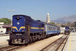 HZ 2 062 113 mit einem Personenzug aus Perkovic, Split, 12.04.2007 - Scan vom Dia