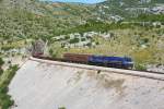2062 111 und 112 bei Labin auf der Talfahrt nach Split