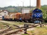 2062 008 mit einem Verschubgüterzug im Bahnhof Zabok / 29.04.2013.