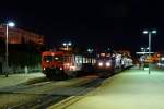 Nachdem 2044 026 den ankommenden P 5509 von Perković umfahren hat wird der Zug zur Abstellung in den Vorstadtbahnhof Split Predgrade gebracht.