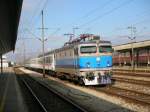 HZ 1141 202 in der neuen blau-grauen Farbgebung mit Zug 2509 nach Vinkovci am 20.3.09 in Slavonski Brod