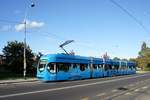 Kroatien / Straßenbahn Zagreb / Tramvaj Zagreb / Zagrebački Električni Tramvaj (ZET): CroTram TMK 2200 - Wagen 2244 (Werbung: 50 Jahre Städtepartnerschaft Mainz – Zagreb /