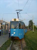 Linie 17 auf die Endhaltestelle Borongaj.