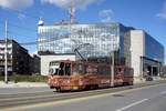 Kroatien / Straßenbahn Zagreb / Tramvaj Zagreb / Zagrebački Električni Tramvaj (ZET): Tatra KT4YU - Wagen 302, aufgenommen im Oktober 2017 in der Nähe der Haltestelle  Tr¸nica