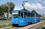 Kroatien / Straßenbahn Zagreb / Tramvaj Zagreb / Zagrebački Električni Tramvaj (ZET): Tatra KT4YU - Wagen 347, aufgenommen im Juni 2018 in der Nähe der Haltestelle  Borongaj  im