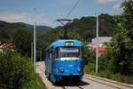 T4YU 440 auf der Talfahrt kurz vor der Haltestelle Gracanski Mihaljevac. (14.07.2018)