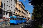 Zagreb: T4YU 477 + B4YU 846 als Linie 6 nach Sopot auf dem Trg Kralja Tomislava kurz vor der Haltestelle Glavni kolodvor. (13.10.2026)