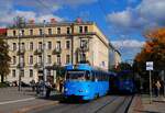 Zagreb: T4YU 467 + B4YU 854 erreichen als Linie 6 nach Crnomerec die Haltestelle Glavni Kolodvor (Hauptbahnhof).