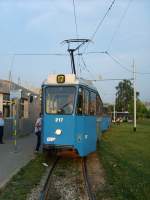 Linie 17 auf die Endhaltestelle Borongaj.