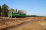 2TE116-1050 mit Gterzug bei Ventspils (30.04.2013)