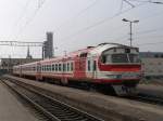 DR1A-222.3/DR1A-222.4 mit Regionalzug 650RJ Riga Pasazieru-Sigulda auf Bahnhof Riga Pasazieru am 30-4-2010.