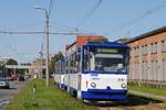 T6B5 35098 + 35108 der nur stündlich verkehrenden Verstärkerlinie 9 in der Ganibu dambis kurz hinter der Haltestelle Rankas iela.