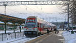 Ein Elektrotriebzug der LG-Baureihe 575  CityElefant  mit dem Regionalzug nach Vilnius im Startbahnhof Kaunas.