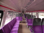Die Baureihe EJ 575 von Innen. Man sitzt mit viel Platz auf sehr bequemen Sitzen. 