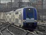 Der SNCF Triebzug 387 fotografiert bei der Einfahrt in den Bahnhof von Luxemburg am 19.12.08. (Jeanny)