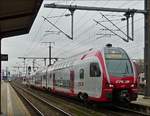 . Der CFL KISS Z 2317 kommt aus Wasserbillig an der Endhaltestelle in Ptange an. Nach einem kurzen Aufenthalt, wird er die Strecke ber Esch-Alzette - Luxembourg nach Wasserbillig erneut bedienen. 08.01.2018  (Hans)