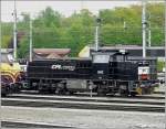 Bei der CFL Cargo gibt es auch schwarze Loks, wie hier die MaK 1583, die am Tag der offenen Tr im Verschiebebahnhof von Bettemboug abgestellt war. 25.04.09 (Jeanny)