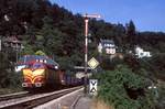 CFL 1815 verlsst mit Ex117 den Stadttunnel und passiert das Einfahrsignal von Clervaux, 19.08.1989,