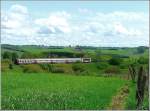 Der IR Liers-Luxemburg hat am 17.05.09 soeben die Grenze zwischen Belgien und Luxemburg berfahren und strebt dem Bahnhof von Troisvierges entgegen. (Jeanny)