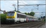 Der IR Luxemburg-Liers befhrt am 23.06.09 den dreigleisigen Streckenabschnitt in Schieren.