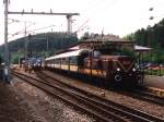 3602 mit IR 3741 Troisvirges-Luxembourg auf Bahnhof Troisvirges am 22-7-2004. Bild und scan: Date Jan de Vries.