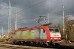 CFL 4001 fuhr am 10.12.11 mit einem Gterzug durch Ratingen-Lintorf.Aufgrund des Gegenlichts in die andere Richtung habe Ich nur den Nachschuss eingestllt.