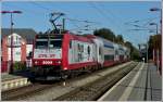 - Roter Zug und rote Lampen - Die 4004 erreicht mit einer RB nach Rodange die Haltestelle Lamadelaine.