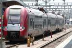 Am 29.07.2016 steht ein Alstom Coradia Duplex im Bahnhof von Luxembourg.