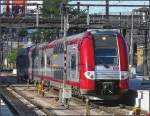 Der Triebzug 2209 steht am 01.07.08 am Bahnsteig in Luxemburg.