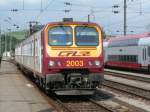 Elektro Triebzug 2003 bei der Ankunft im Bahnhof Ettelbrck aus Richtung Diekirch kommend.