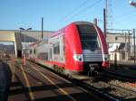 Triebzug 2208 bei der Ankunft an der Haltestelle Belval Usines/Rockhal aus Richtung Ptange.