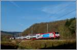 - Herrliches Novemberwetter - Am 21.11.2011 drckt die 4017 den IR 3710 Luxembourg - Troisvierges durch das Tal der Clerve in Drauffelt. (Jeanny)