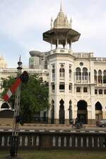 Detailansicht an der Westseite der 1910 erbauten und 1917 vollständig fertiggestellten KTM Stesen Kuala Lumpur am 11.März 2024.