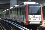 rapidKL LRT-Garnitur (Hersteller: CSR Zhuzhou Electric Locomotive Co., Ltd., Type: LRV-Gelenktriebzug) Spitzname  AMY  mit Wagen 4456 als erstes Fahrzeug am 13.Dezember 2023 auf der Sri Petaling Line