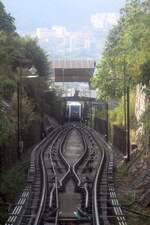 Bei der Modernisierung der KBB (Keretapi Bukit Bendera, allgemein als Penang Hill Railway bekannt) vom 22.Februar 2010 bis 25.April 2011 wurde die Trasse teilweise neu gestaltet und die Züge