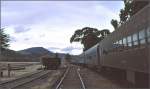 Irgendwo zwischen Toluca und Morelia im zentralen mexikanischen Hochland hlt der Zug an einer einsamen Landstation. (Archiv 02/77)