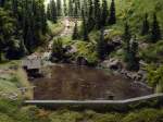 Kleiner See mit groer Staumauer auf der Schwarzwald-Modellbahn, 3.10.11 