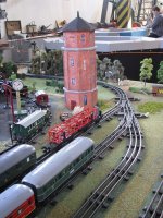 Szene auf einer Spur O-ModellbahnAnlage fotografiert im Mecklenburgisches Eisenbahn- und Technikmuseum (ehem.