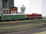 Diesellokomotive BR 110 226-8  DR  mit einem Postzug auf der H0-Anlage des MEC Wismar, Bw Schwerin 27.09.2009