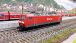 BR 156 001-0 noch in DB Cargo Version übernimmt gleich einen Güterzug in Harrstadt Hauptbahnhof
