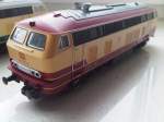 Roco 218 217-8 (59460) mit Airbrush-Superung und Hutzen.