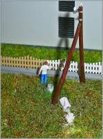 Auf berechtige Kritik die Farbkbel  verkleinert  ist mir doch das Missgeschick unterlaufen, dass diesemal der umgekippte fast voll war...