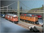 BLS Ae 4/4 und SBB Ae 3/6 auf meiner Z-Bahn Anlage zeigen, dass Schweizer E-Loks früher mehrheitlich braun waren.
