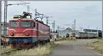 461-037, 461-030, 461-043 und Triebzug der Rigaer Wagonbaufabrik 6 111 042/412-042 im BW Podgorica. (17.07.2019)