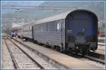 Zwei Schlafwagen mit Jahrgang 1943 befinden sich im D1343, der soeben in Bar angekommen ist. Die serbische Lok hat bereits abgekuppelt. (24.07.2012)