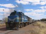 207 whrend rangierarbeiten mit Gterwagens auf Bahnhof Gobabis am 7-7-2010.