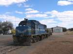207 whrend rangierarbeiten mit Gterwagens auf Bahnhof Gobabis am 7-7-2010.