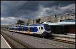 Am 3.8.2020 türmte sich über dem Hauptbahnhof Arnhem Centraal eine mächtige Regenfront auf.